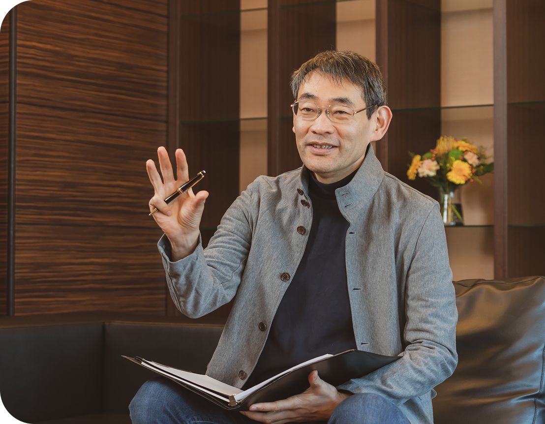 出版について語る講師の写真